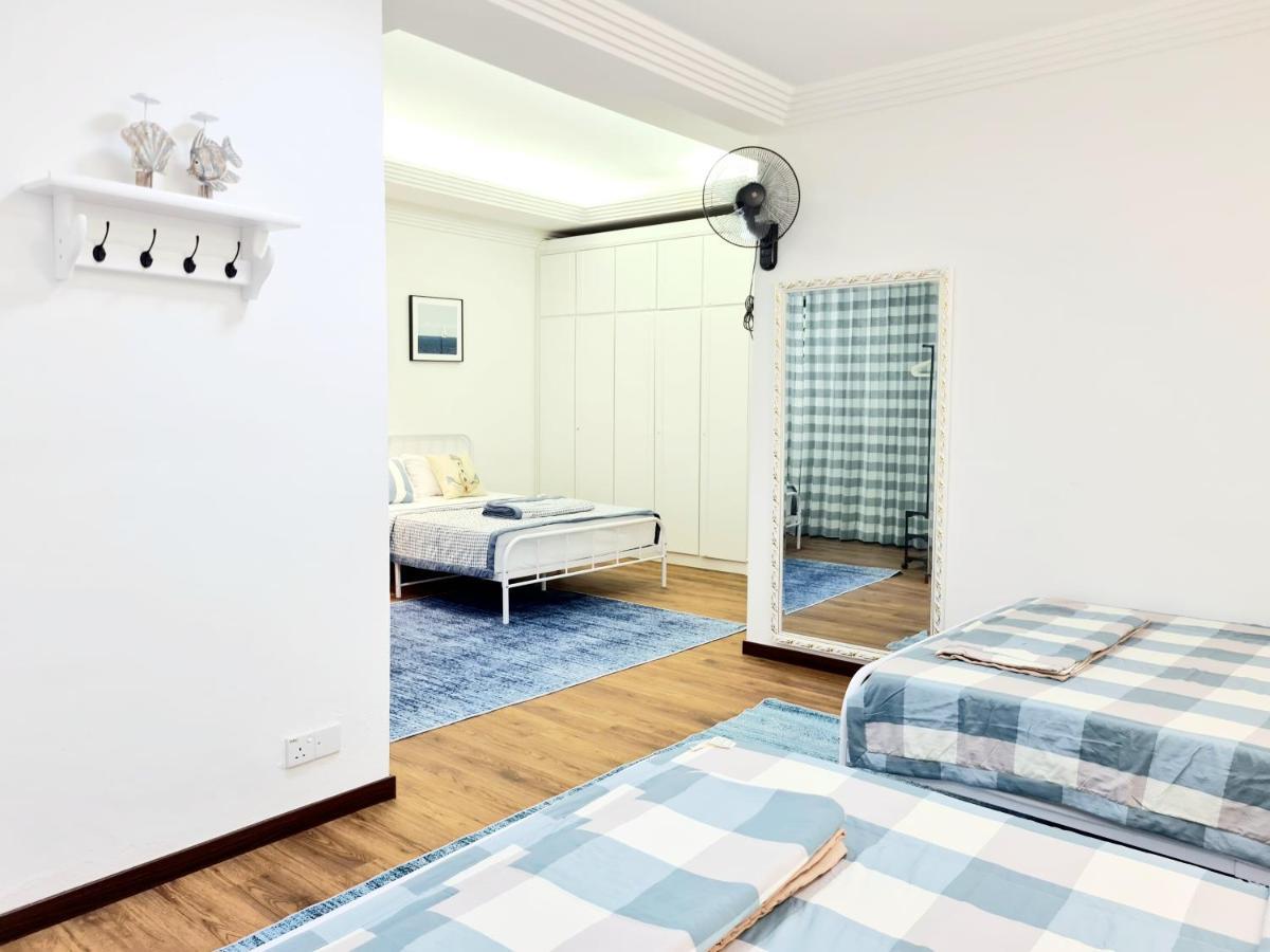 527 Beachhouse L 5 Bedroom With Swimming Pool - 3Min Walk To The Beach Tanjung Bungah  Bagian luar foto