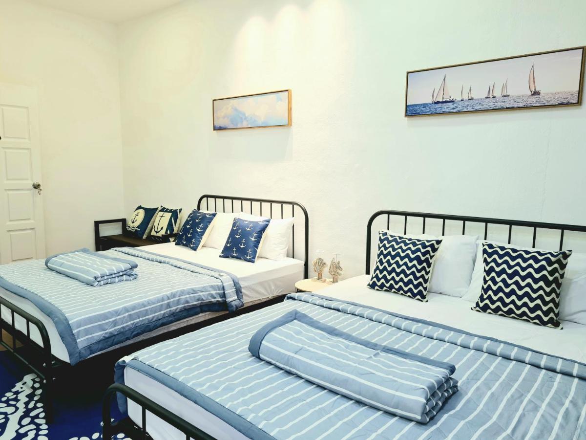 527 Beachhouse L 5 Bedroom With Swimming Pool - 3Min Walk To The Beach Tanjung Bungah  Bagian luar foto