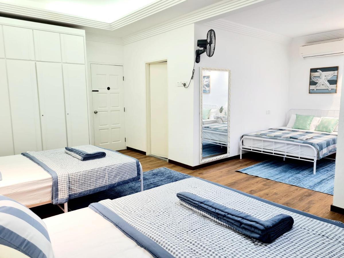527 Beachhouse L 5 Bedroom With Swimming Pool - 3Min Walk To The Beach Tanjung Bungah  Bagian luar foto
