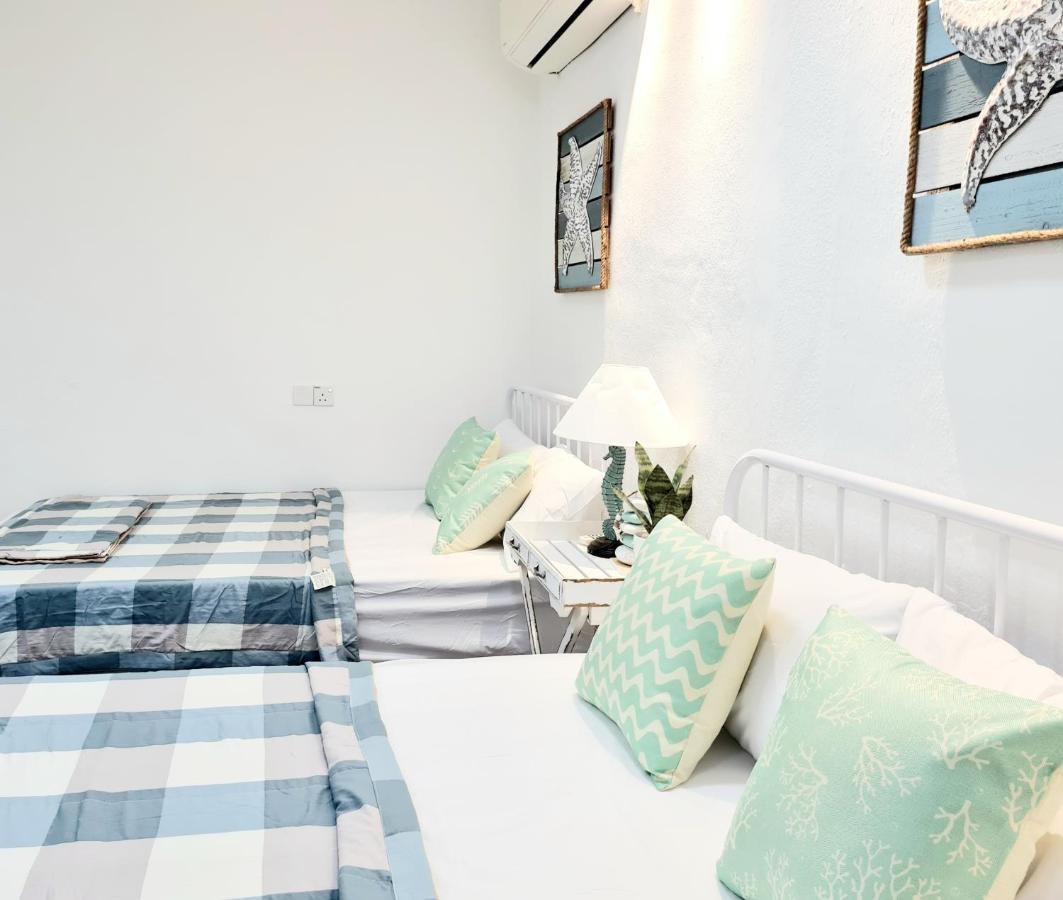 527 Beachhouse L 5 Bedroom With Swimming Pool - 3Min Walk To The Beach Tanjung Bungah  Bagian luar foto