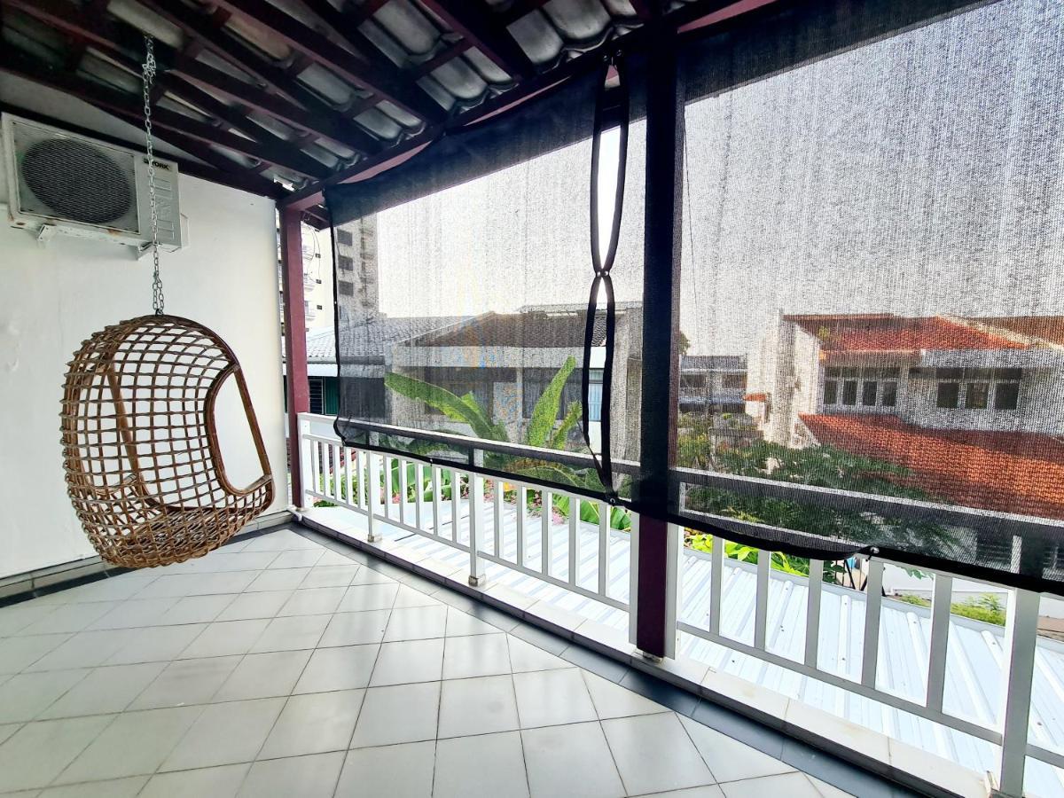 527 Beachhouse L 5 Bedroom With Swimming Pool - 3Min Walk To The Beach Tanjung Bungah  Bagian luar foto