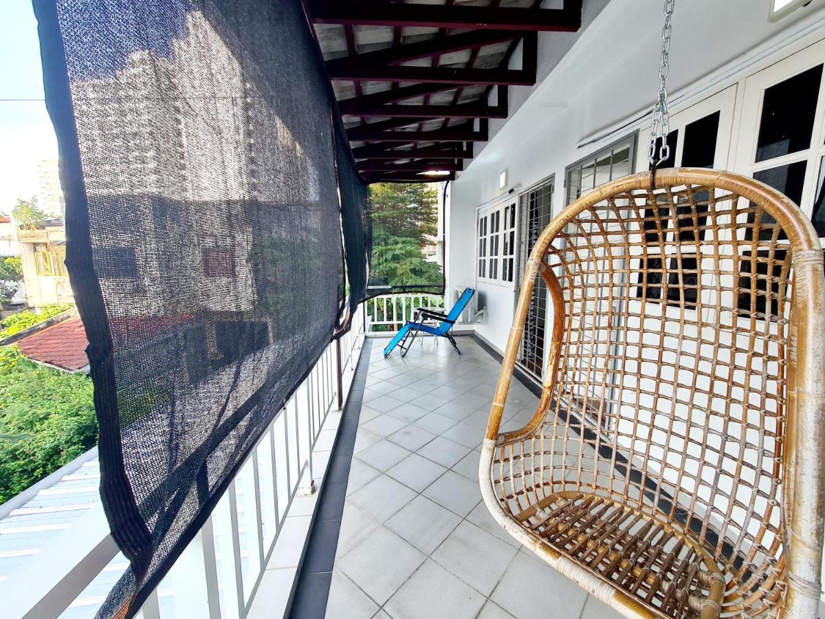 527 Beachhouse L 5 Bedroom With Swimming Pool - 3Min Walk To The Beach Tanjung Bungah  Bagian luar foto