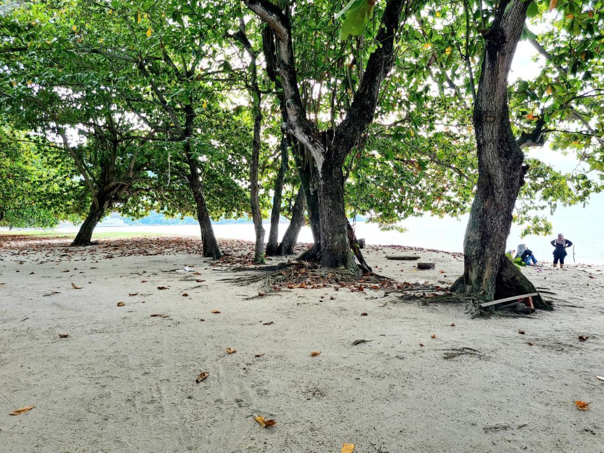 527 Beachhouse L 5 Bedroom With Swimming Pool - 3Min Walk To The Beach Tanjung Bungah  Bagian luar foto