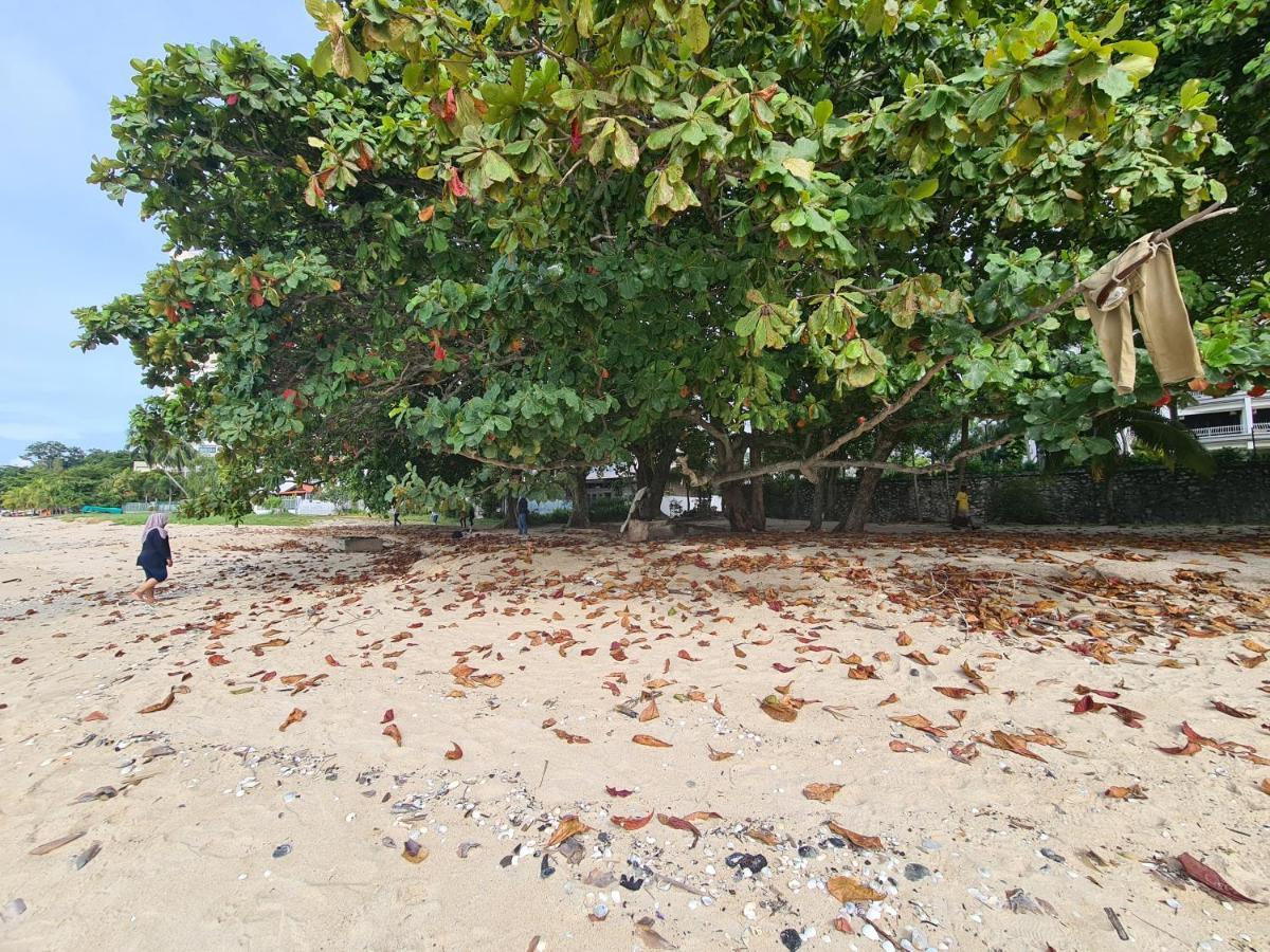 527 Beachhouse L 5 Bedroom With Swimming Pool - 3Min Walk To The Beach Tanjung Bungah  Bagian luar foto